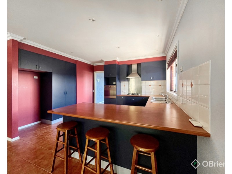 4 Nicolas Court, Warragul VIC 3820