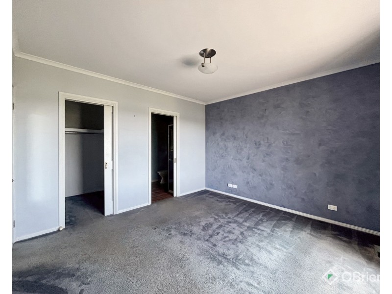 4 Nicolas Court, Warragul VIC 3820