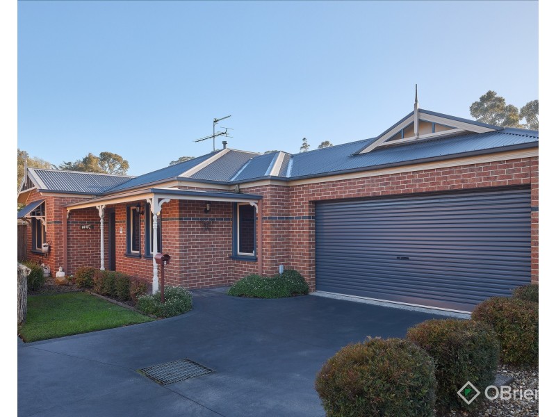 4/13 Wood Street, Drouin VIC 3818