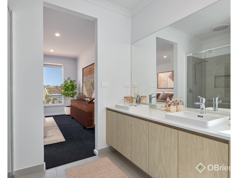 17 Claremont Drive, Warragul VIC 3820