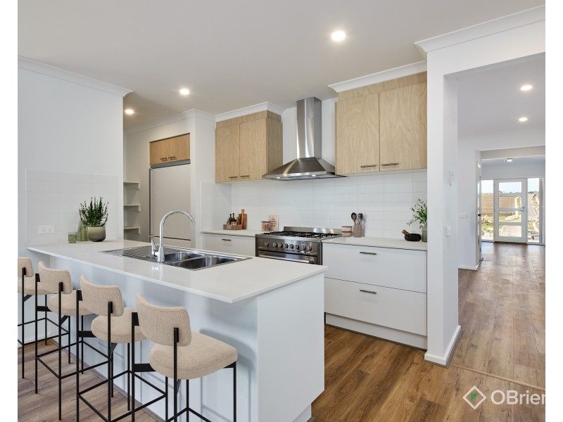 17 Claremont Drive, Warragul VIC 3820