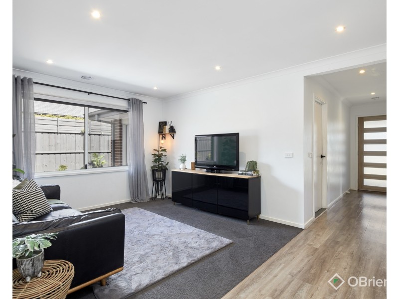 19 King Parrot Boulevard, Drouin VIC 3818