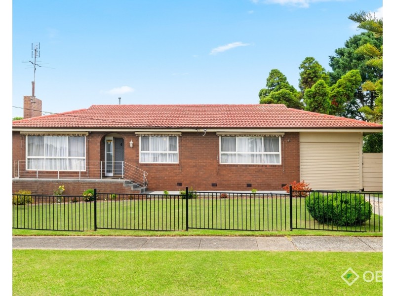 10 Mcclure Street, Drouin VIC 3818