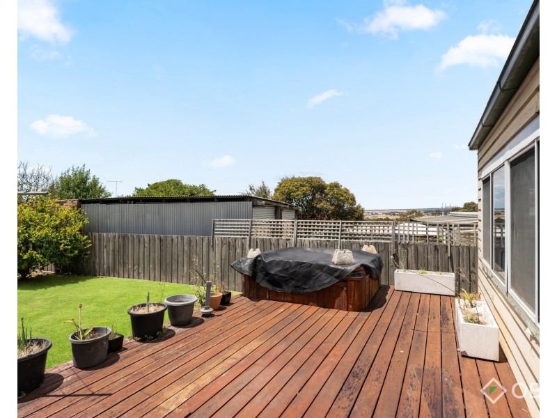 379 Princes Drive, Morwell VIC 3840