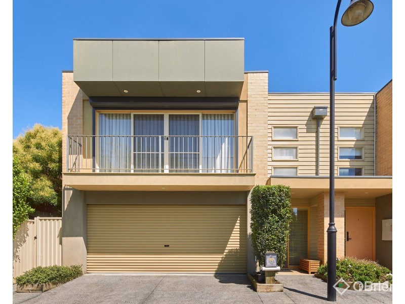 5 Sunline Terrace, Pakenham VIC 3810