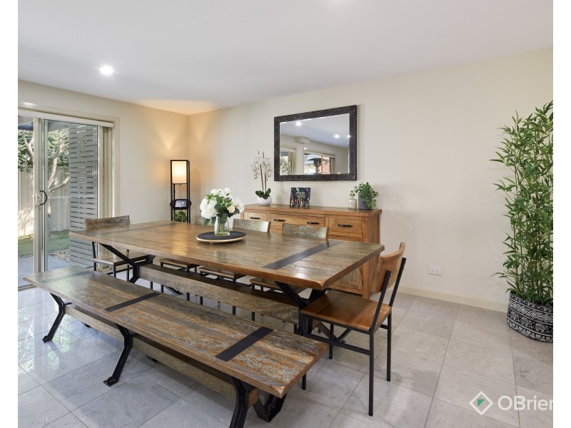 5 Sunline Terrace, Pakenham VIC 3810