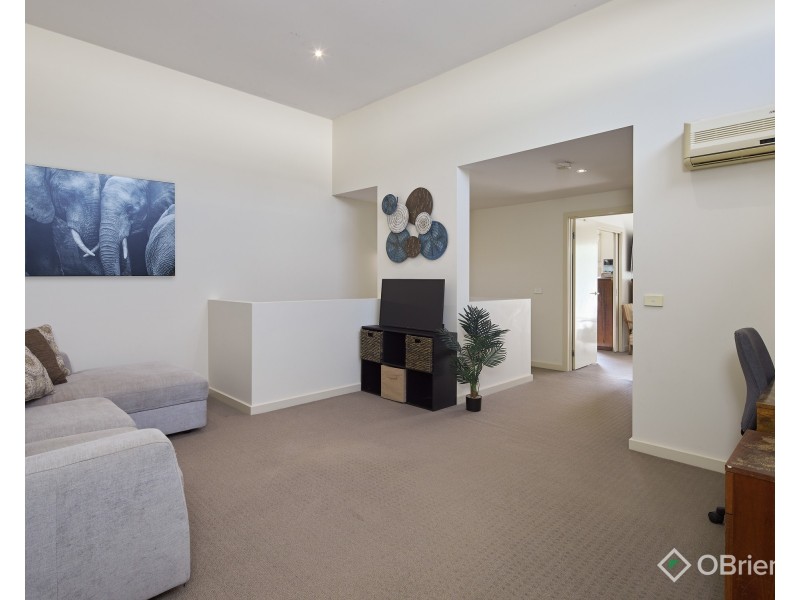 5 Sunline Terrace, Pakenham VIC 3810