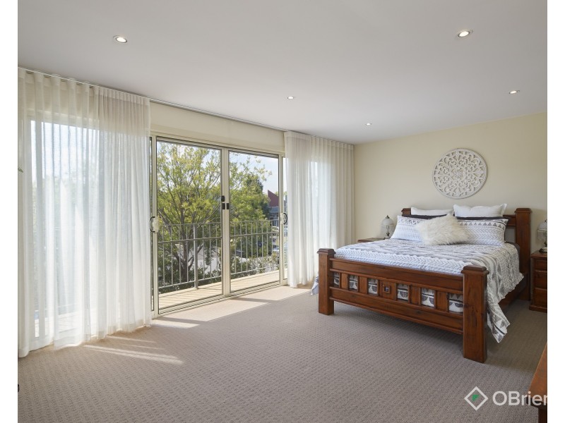 5 Sunline Terrace, Pakenham VIC 3810