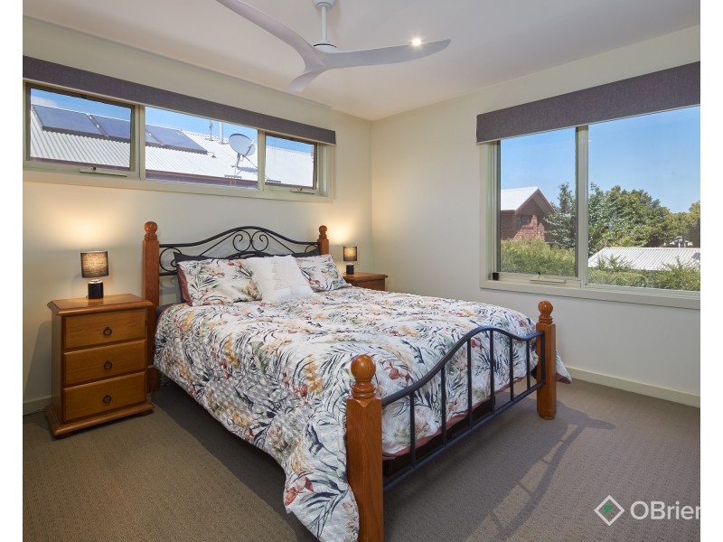 5 Sunline Terrace, Pakenham VIC 3810