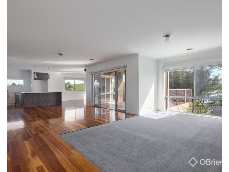 31 Willow Crescent, Warragul VIC 3820