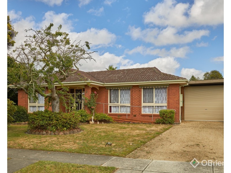 11 Mclean Street, Drouin VIC 3818