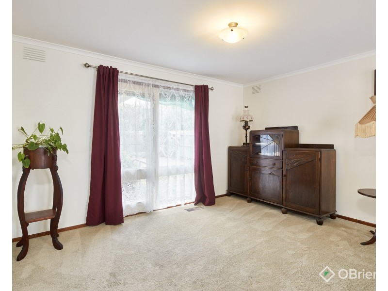 11 Mclean Street, Drouin VIC 3818