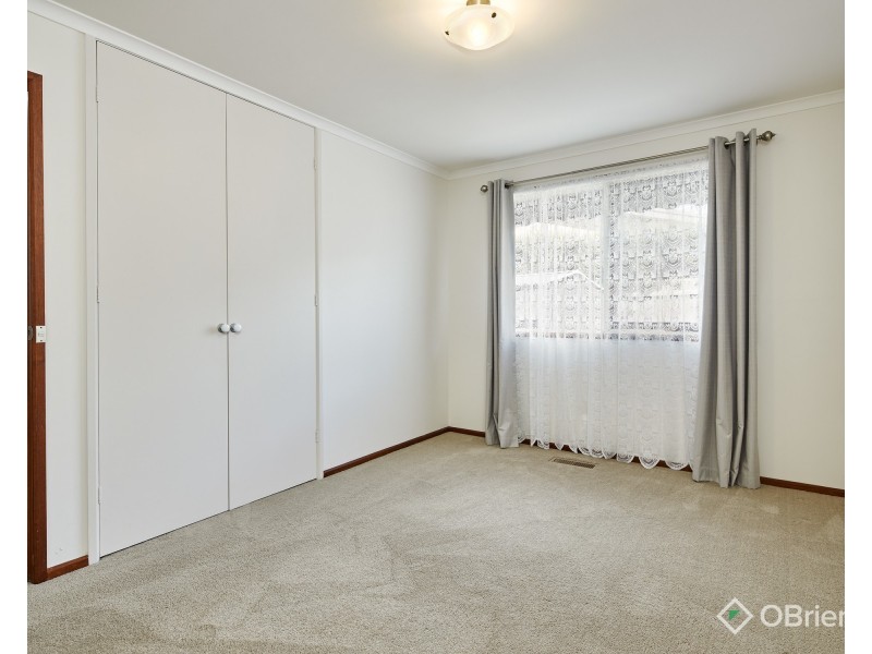 11 Mclean Street, Drouin VIC 3818