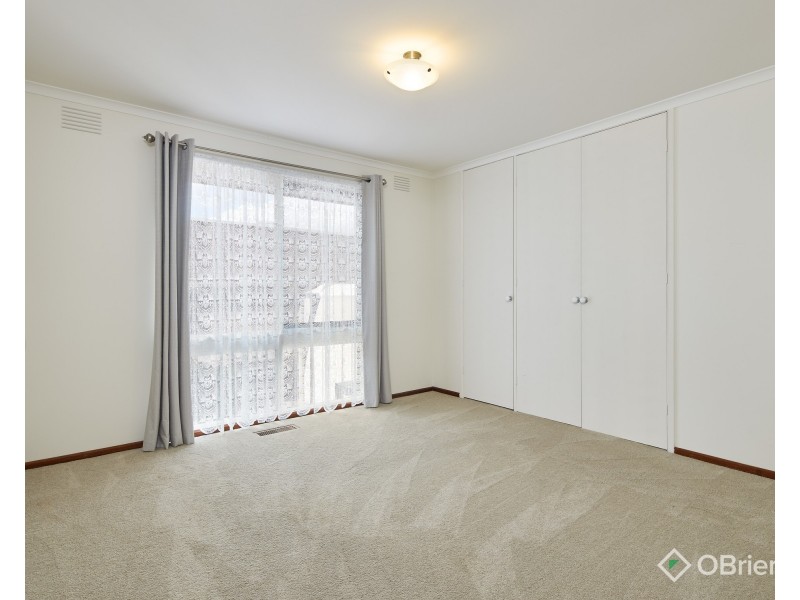 11 Mclean Street, Drouin VIC 3818