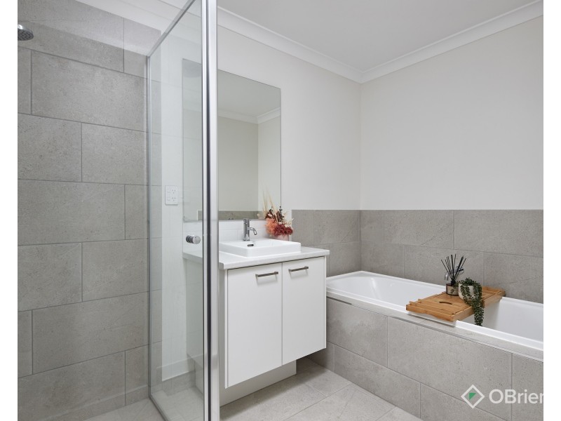 9 Mangrove Street, Warragul VIC 3820