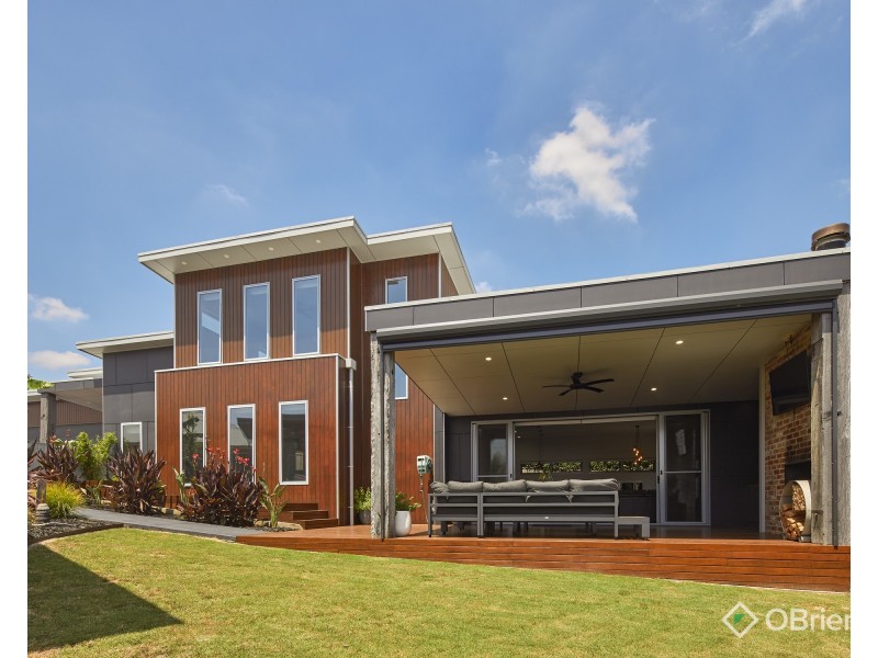 12 Hawkesburn Court, Warragul VIC 3820