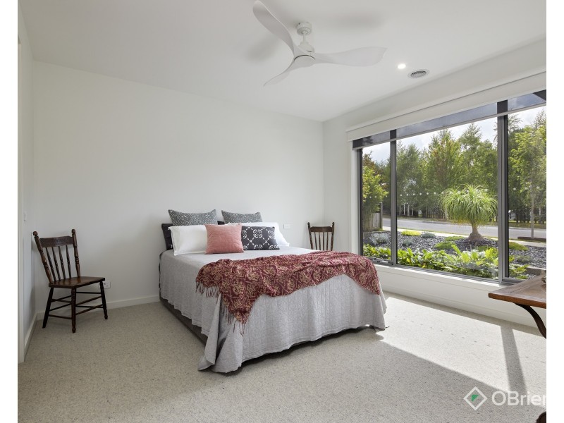 9 Eve Road, Warragul VIC 3820
