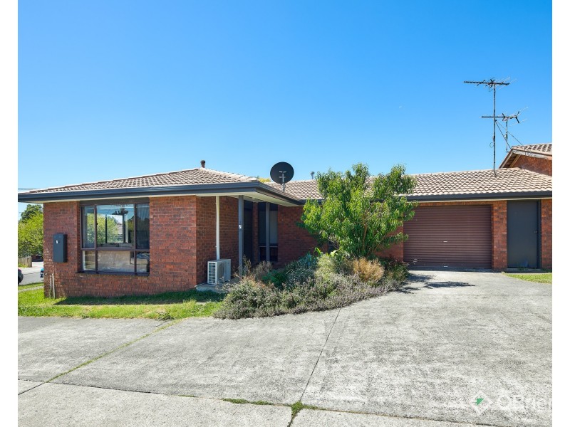 2/14 Somerset Drive, Warragul VIC 3820