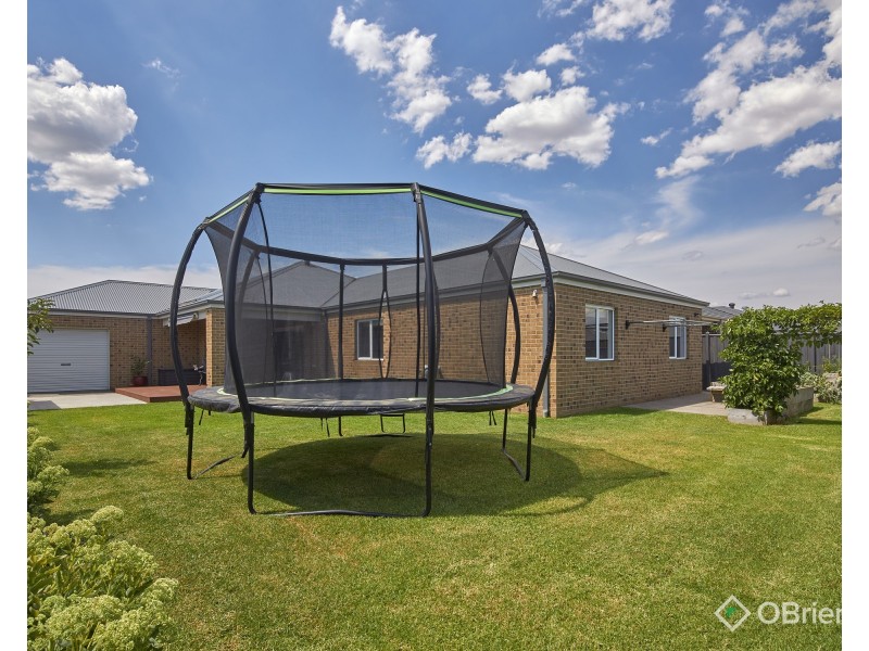 156 Mills Road, Warragul VIC 3820