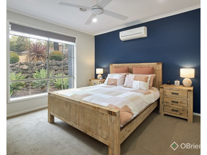 6 Andrew Court, Drouin VIC 3818