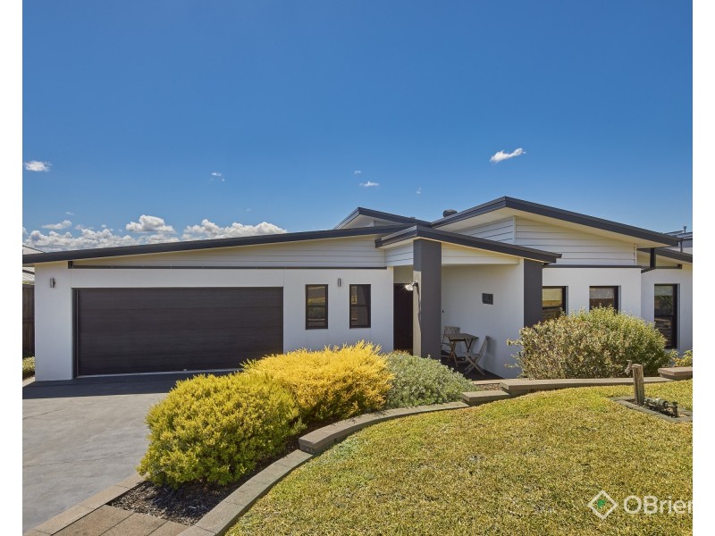 92 Bexley Boulevard, Drouin VIC 3818