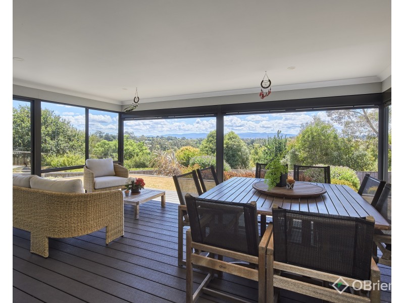 92 Bexley Boulevard, Drouin VIC 3818