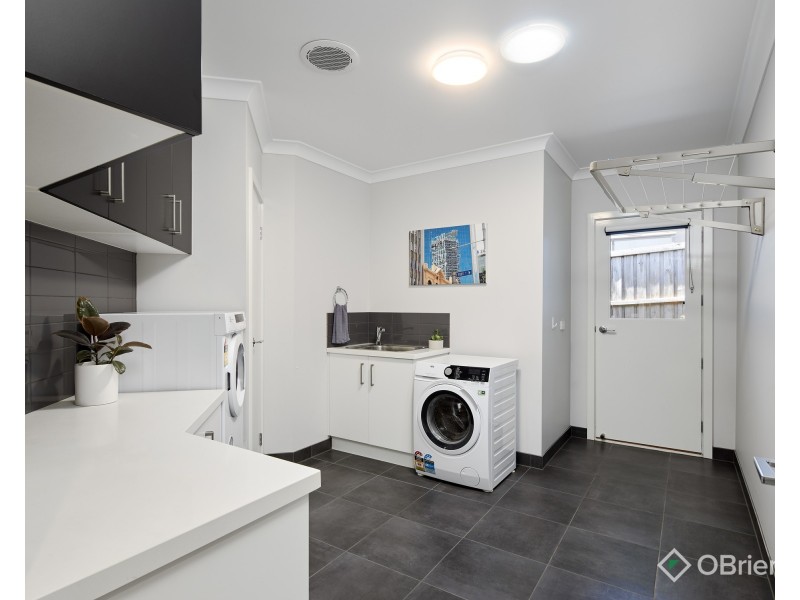 92 Bexley Boulevard, Drouin VIC 3818