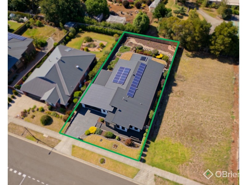 92 Bexley Boulevard, Drouin VIC 3818