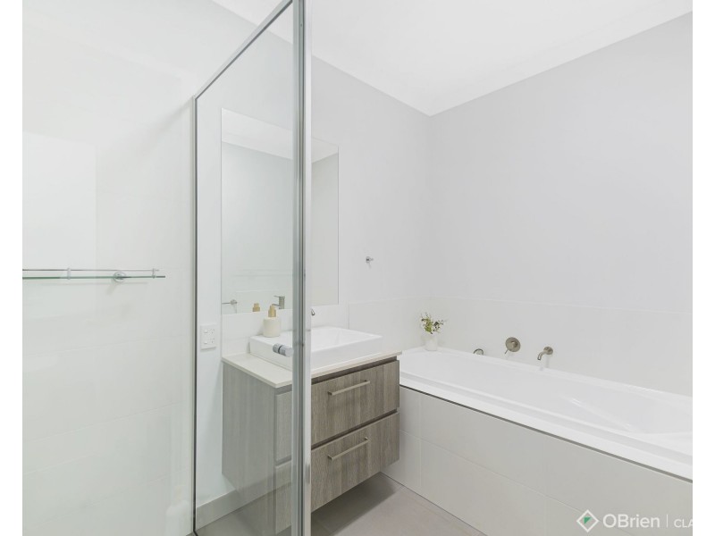 7/16 Mckindlay Street, Drouin VIC 3818