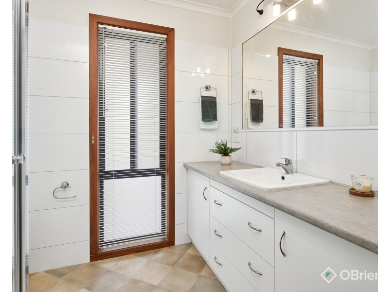 6 Burtonwood Court, Neerim South VIC 3831