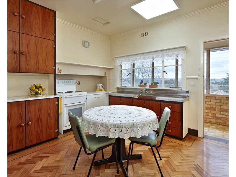 24 Clifford Street, Warragul VIC 3820