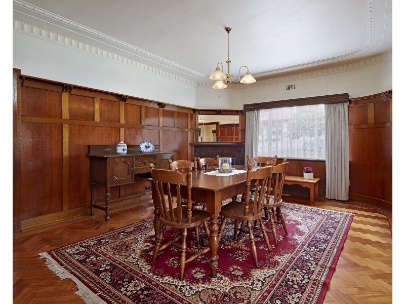 24 Clifford Street, Warragul VIC 3820