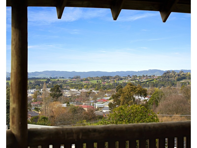 24 Clifford Street, Warragul VIC 3820