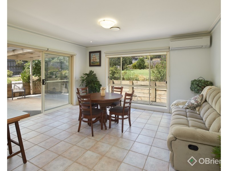 4 Wolff Street, Drouin VIC 3818