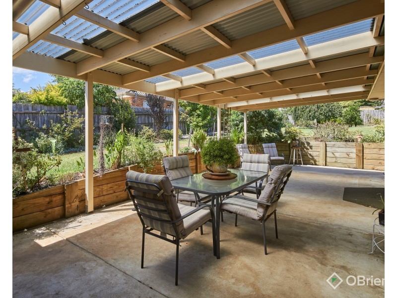 4 Wolff Street, Drouin VIC 3818