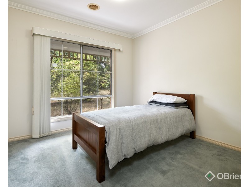 3 Pepperell Drive, Drouin VIC 3818