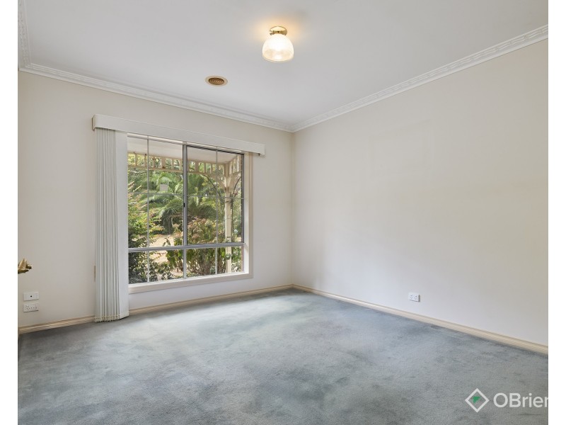 3 Pepperell Drive, Drouin VIC 3818