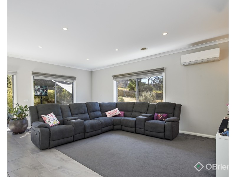 33 Cromie Drive, Warragul VIC 3820