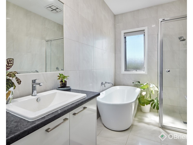 33 Cromie Drive, Warragul VIC 3820