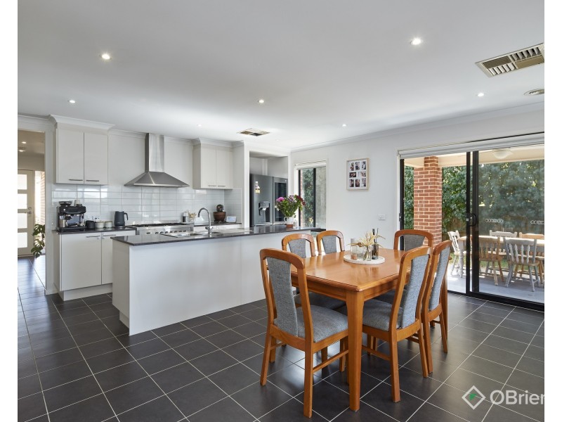 6 Opal Court, Warragul VIC 3820
