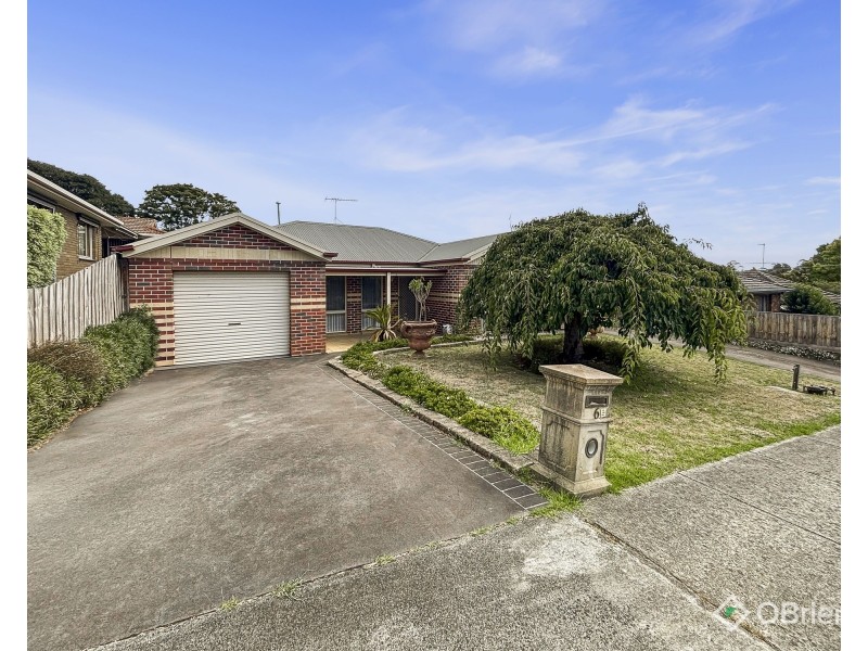 1/6 Colin Street, Warragul VIC 3820