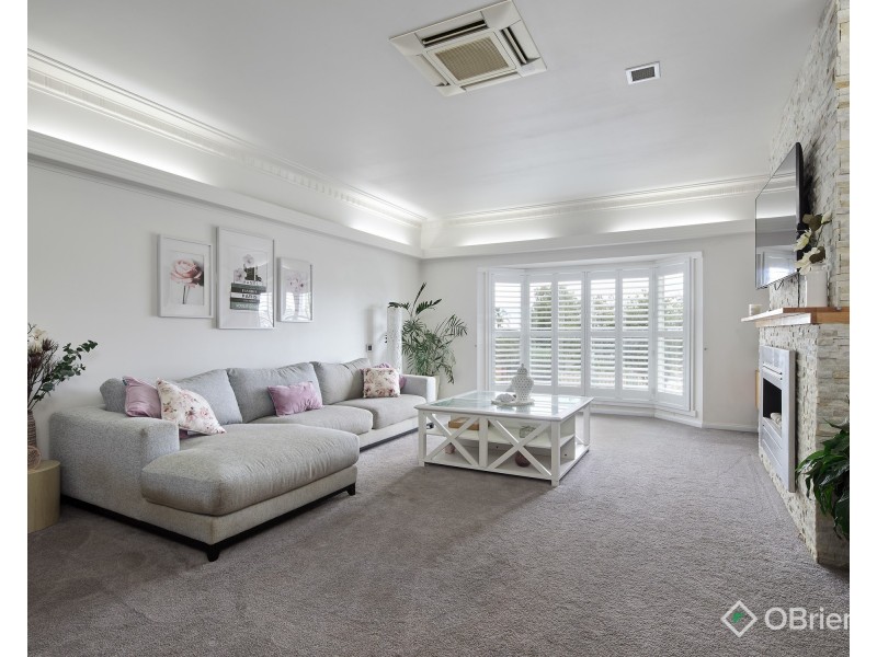 6 Wolff Street, Drouin VIC 3818