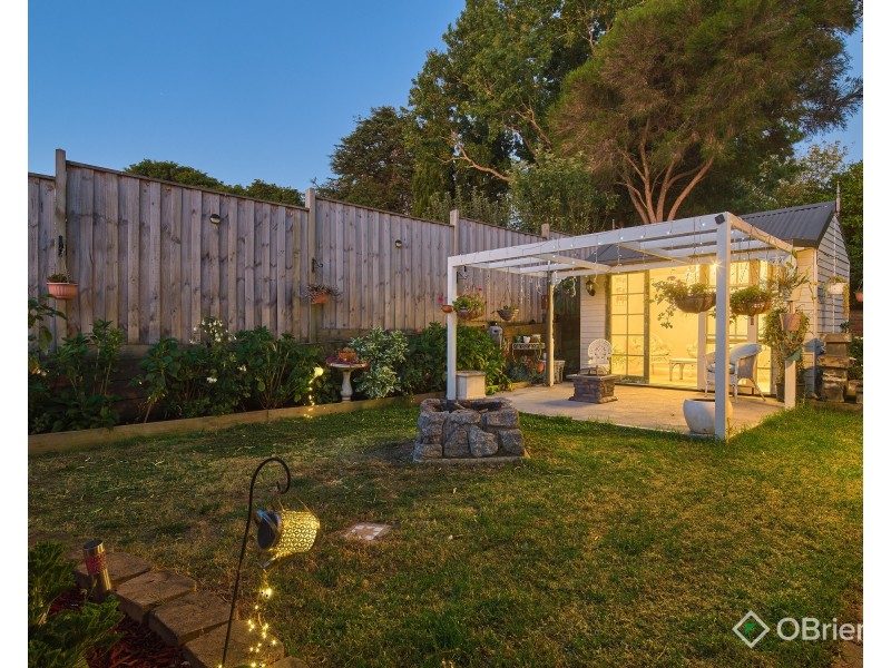 6 Wolff Street, Drouin VIC 3818