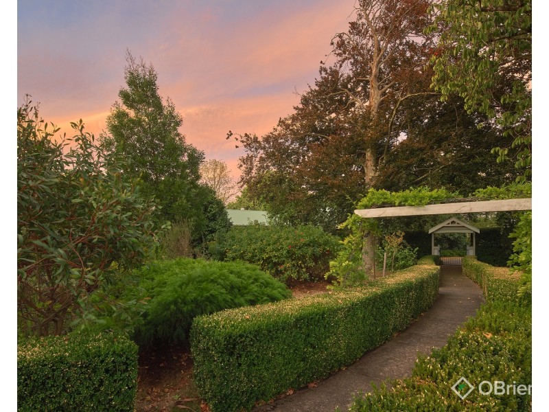 129 Victoria Street, Warragul VIC 3820