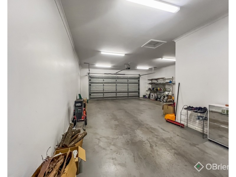 1 Albert Road, Drouin VIC 3818