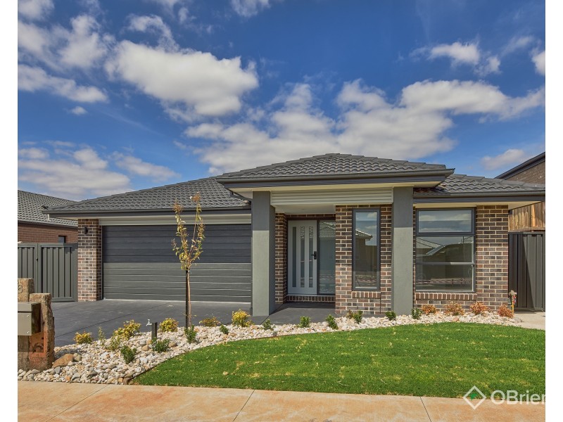 18 Royston Avenue, Warragul VIC 3820