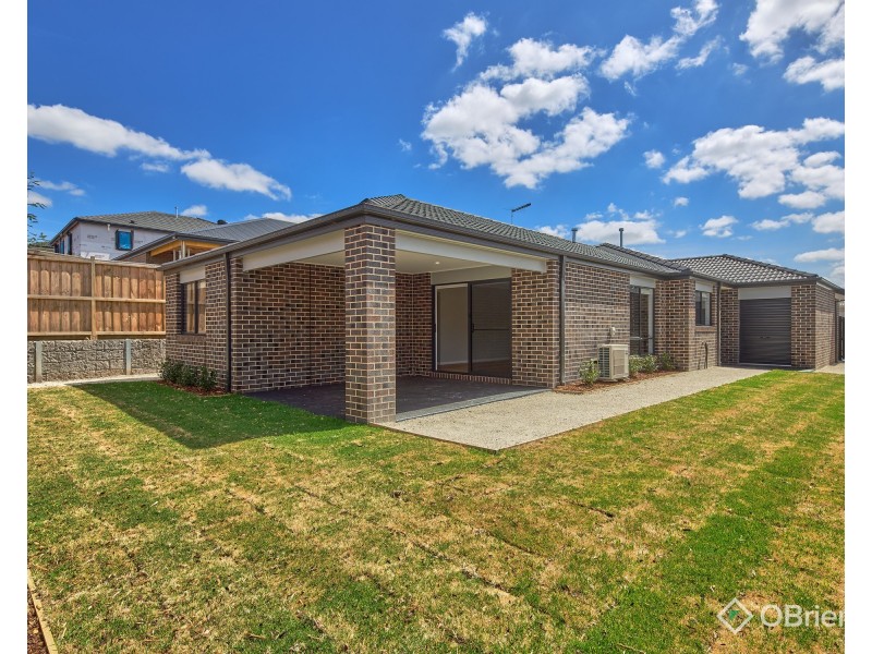 18 Royston Avenue, Warragul VIC 3820