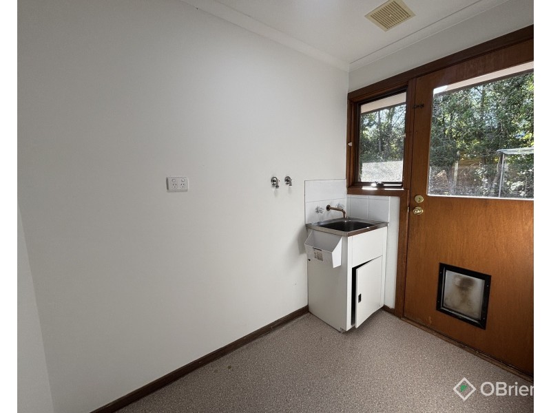 1/15 Jindivick-Neerim South Road, Neerim South VIC 3831