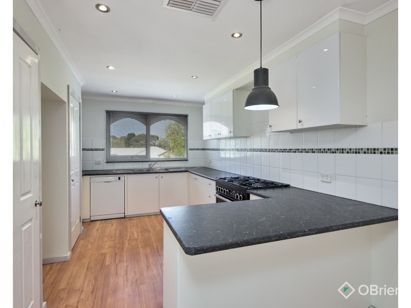 12 Jolley Road, Bunyip VIC 3815