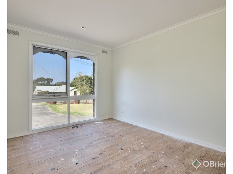 12 Jolley Road, Bunyip VIC 3815